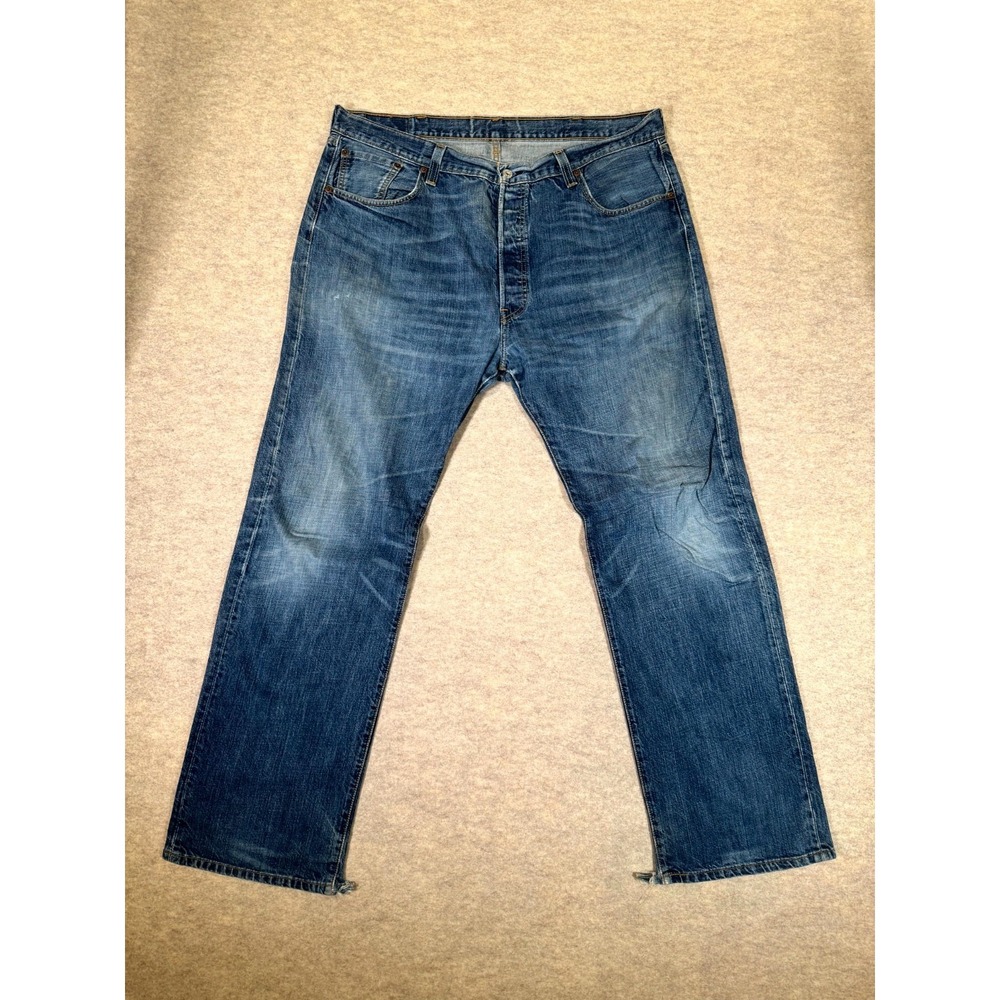 Levis 501 Straight Jeans Mens 40x32 Blue Whiskering Denim Cotton‎ Button Fly